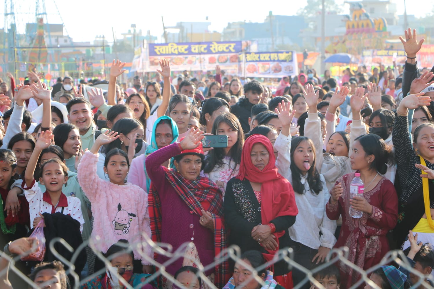 कुलेन्द्र बिश्वकर्मा र सिर्जना खत्रीले छमछमी नचाए दङाली दर्शक