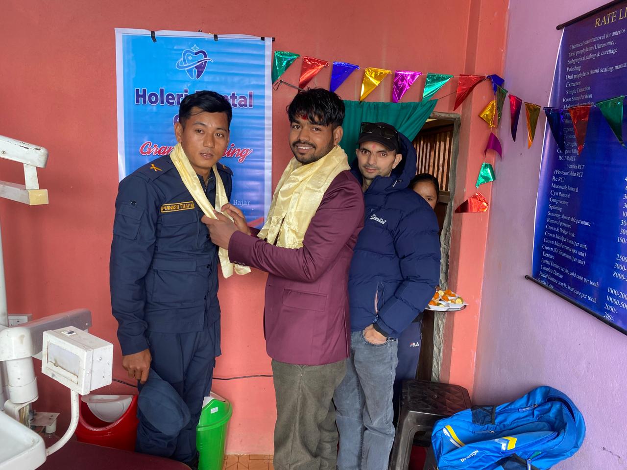 होलेरी डेन्टल क्लिनिक प्रहरी निरिक्षक मनिष थापा द्वारा उदघाटन ।